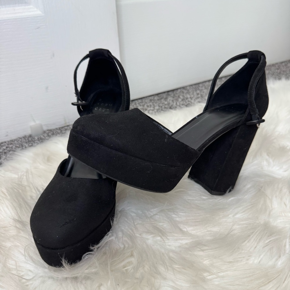 a new day Black Platform Heels
